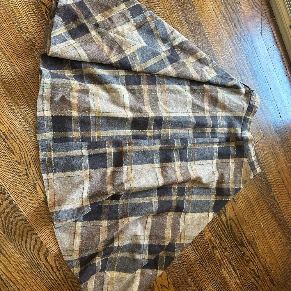 Elegant Plaid A-Line Skirt in Brown and Black